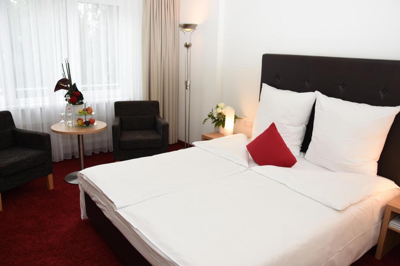 Concorde Hotel Viktoria كرونبرج إم تانوس المظهر الخارجي الصورة
